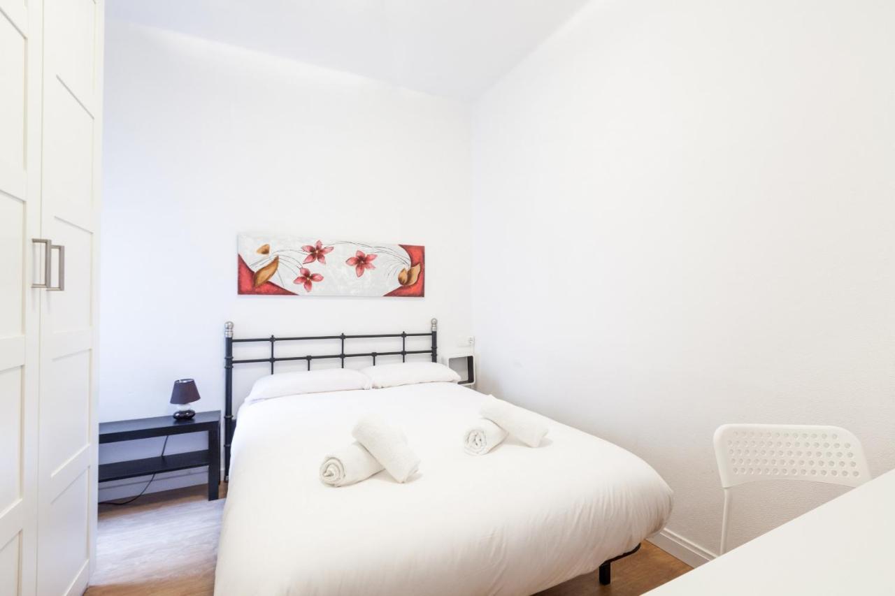 Sagrada Familia Lepant Apartment Barcelona Exterior photo